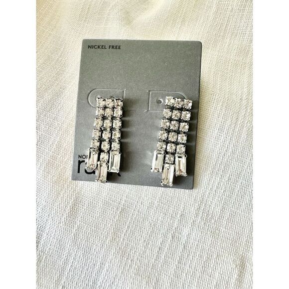Nordstrom‘s beautiful sparkly dangle earrings ￼ - Picture 4 of 4